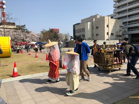 江戸時代にタイムスリップ お籠と共に登城体験 福井市ボランティアネット